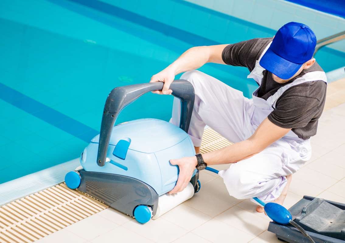 Hiring Tips for Small Markets Like Casa Grande, Arizona — pool service business insights