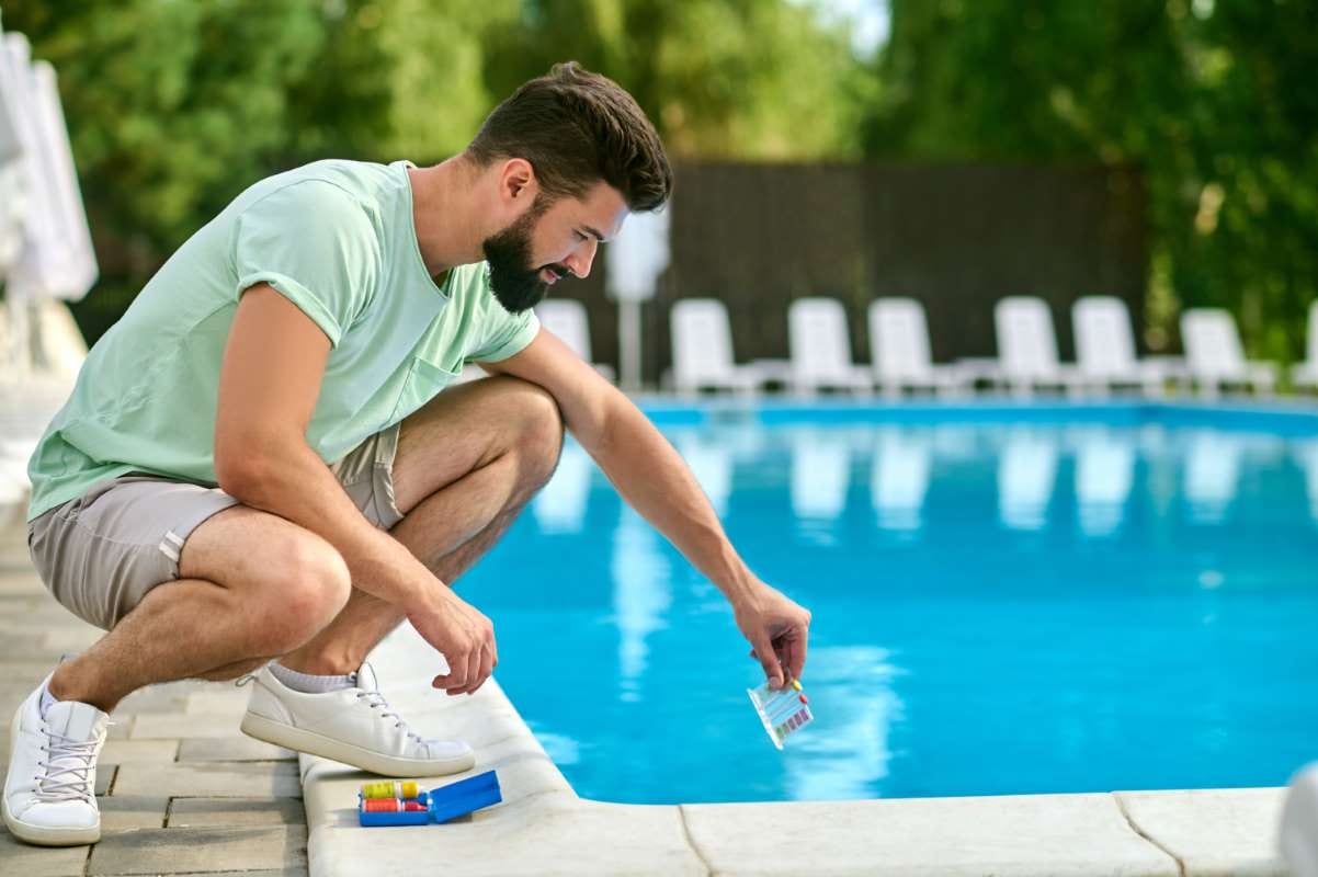 How Nevada's Pool Industry is Booming for New Entrepreneurs — pool service business insights
