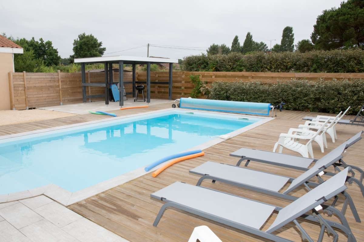 How to Manage Evaporation in High-Temperature Regions — pool service business insights