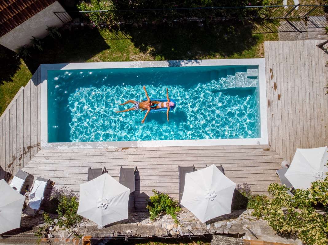 How to Reach High-End Clients in Santa Rosa, California — pool service business insights