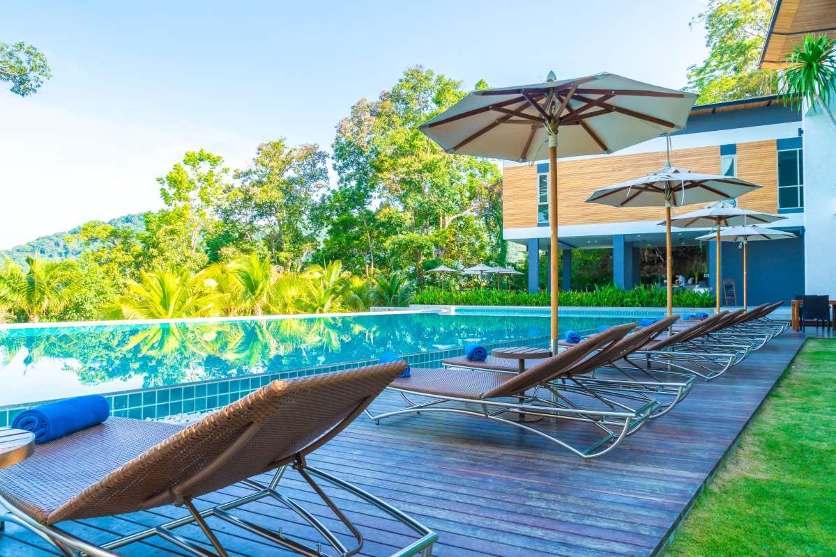How to Use Reporting Tools for Multi-Location Oversight — pool service business insights