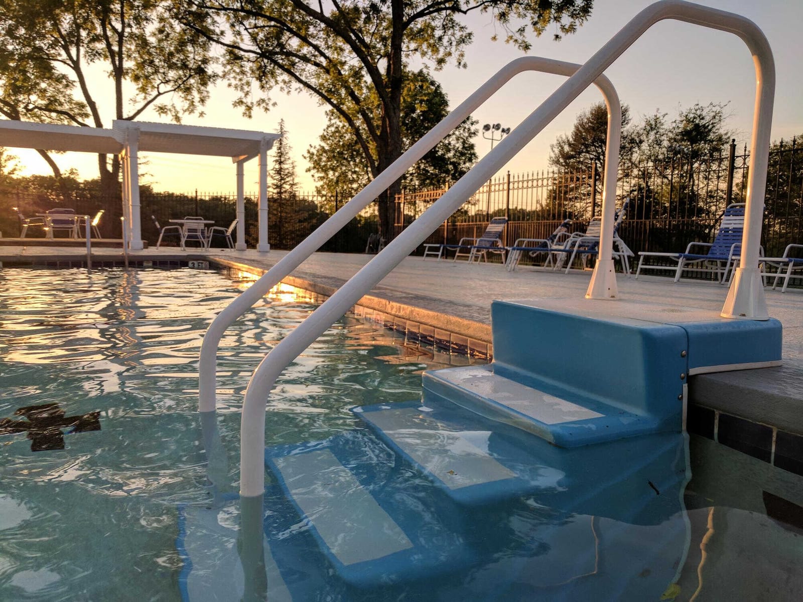 Legal Basics for New Pool Companies in Johnson County, Texas — pool service business insights