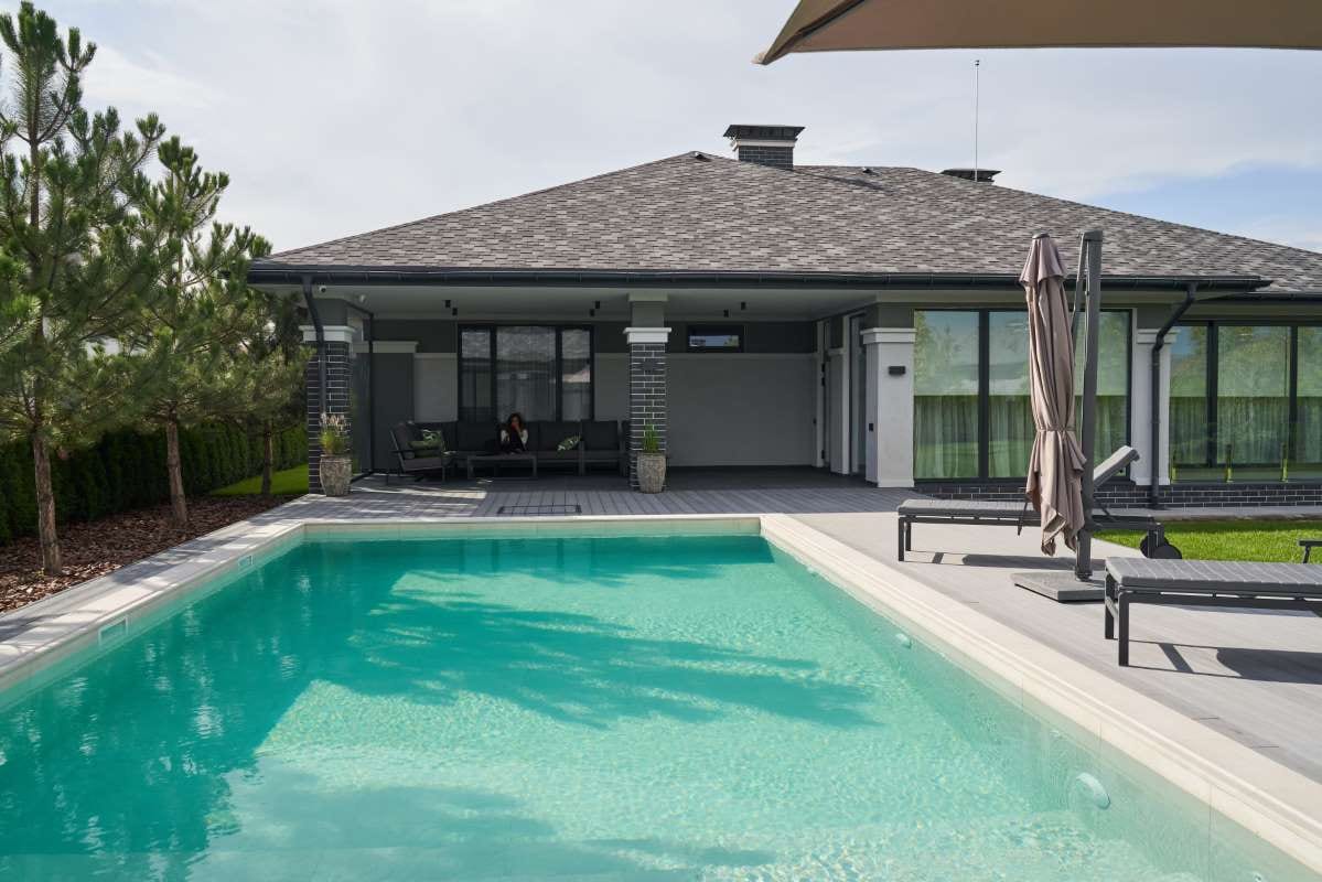 Neighborhood Marketing in Texas: Tools That Make the Job Easier — pool service business insights