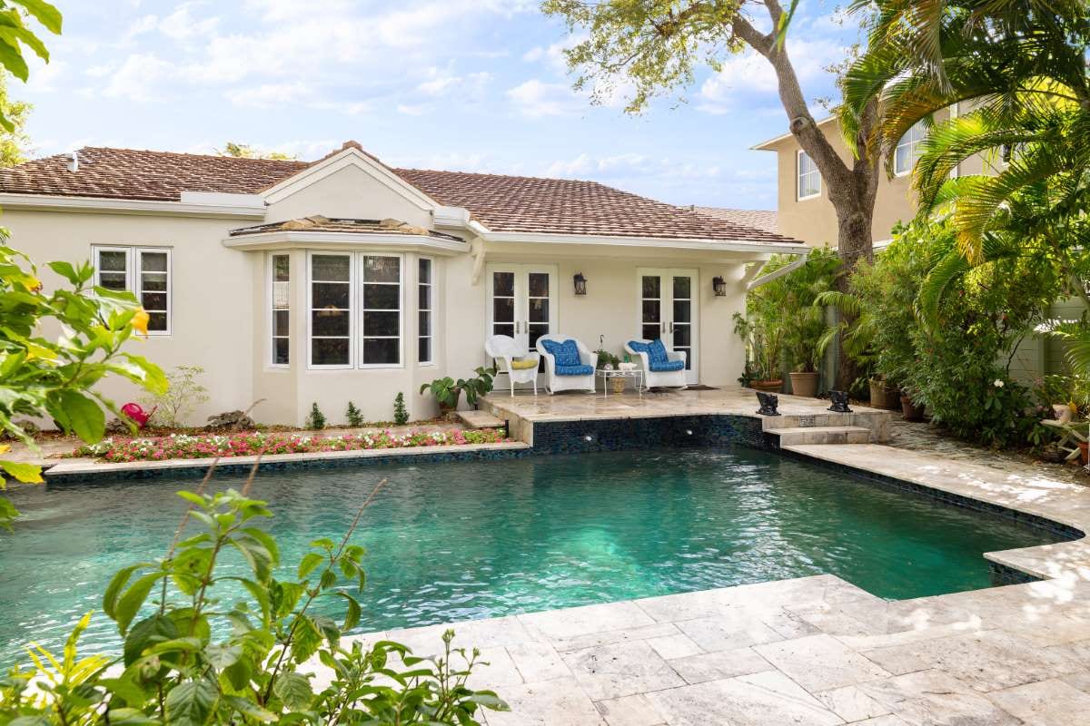 Pool Routes For Sale in Florida: Sarasota, Osprey, Apopka, Palm Harbor, and Riverview — pool service business insights