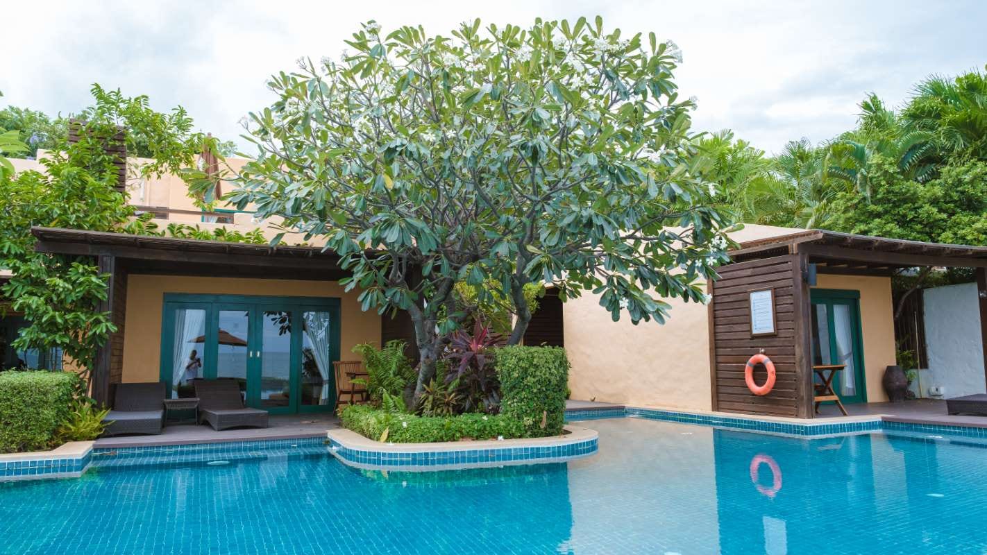 Pool Service Pricing in California: Why Consistency Matters More Than Speed — pool service business insights