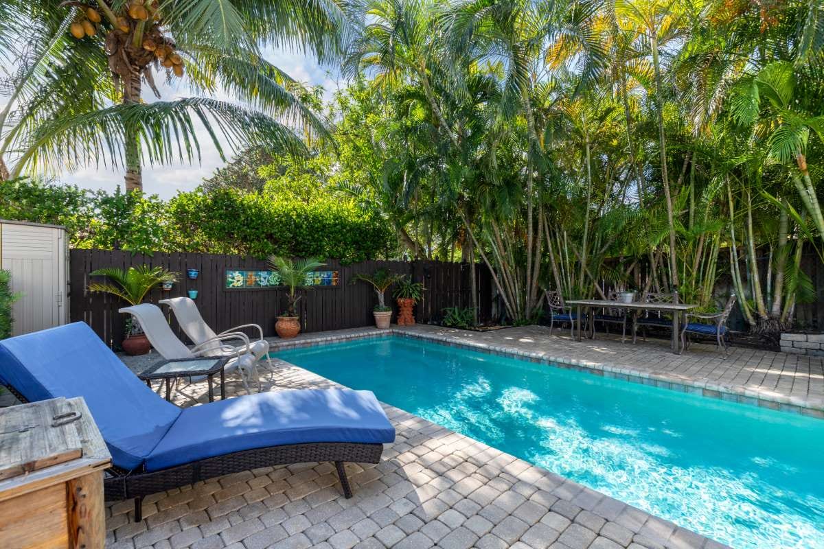 Swimming Pool Routes Near Me: Cape Coral, Lee County, FL; Bradenton, Manatee County, FL; Winter Haven; Pinellas Park; Coconut Creek — pool service business insights