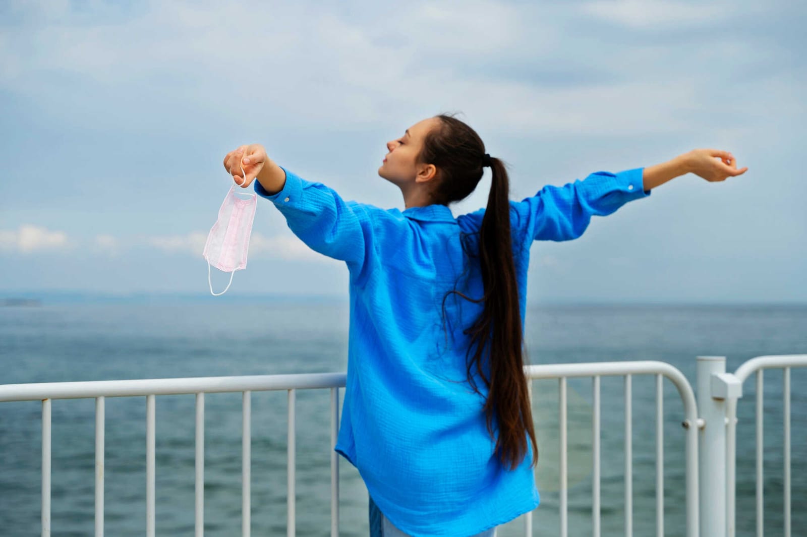 The Best Ways to Troubleshoot Air Bubbles in the Return Line — pool service business insights