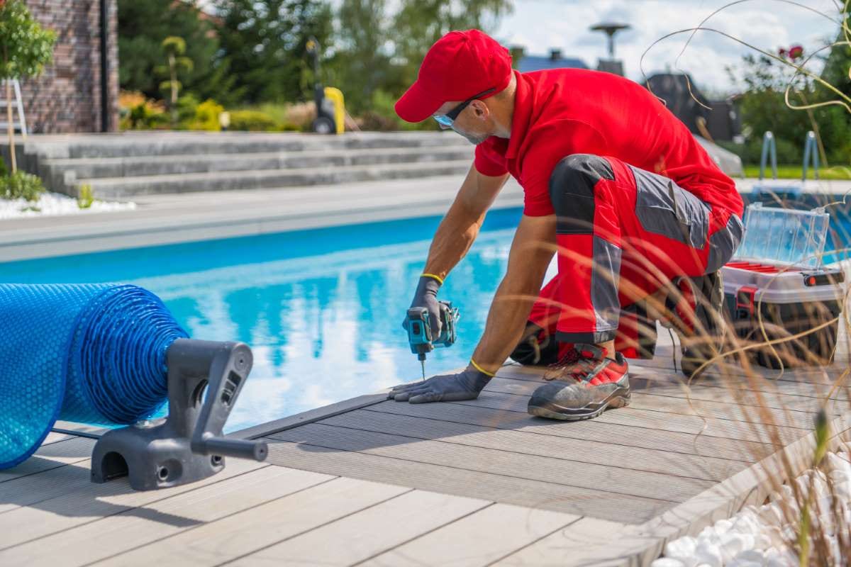 What Makes Oro Valley, Arizona Ideal for High-End Pool Routes — pool service business insights